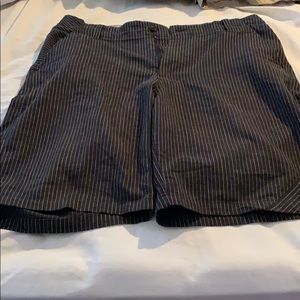 Men’s 32 Ezekiel shorts.